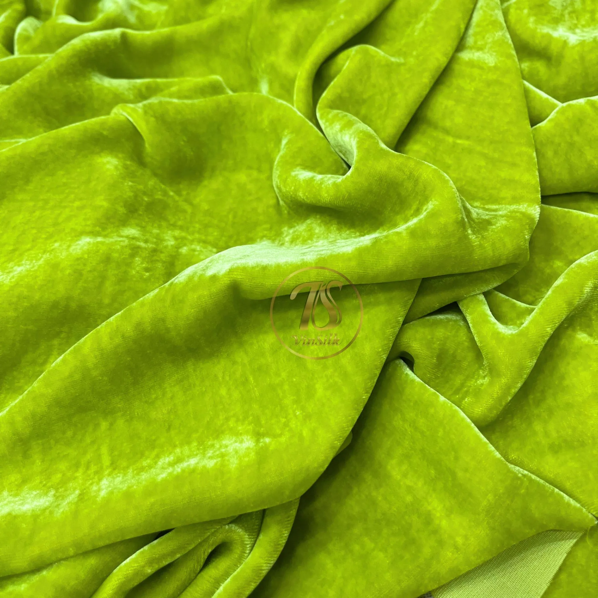 100% Pure Mulberry Silk Velvet Fabric by the yard – Luxury Silk Velvet for Dress, Skirt, High End Garment – Gift for women – Lime color velvet – Silk for sewing