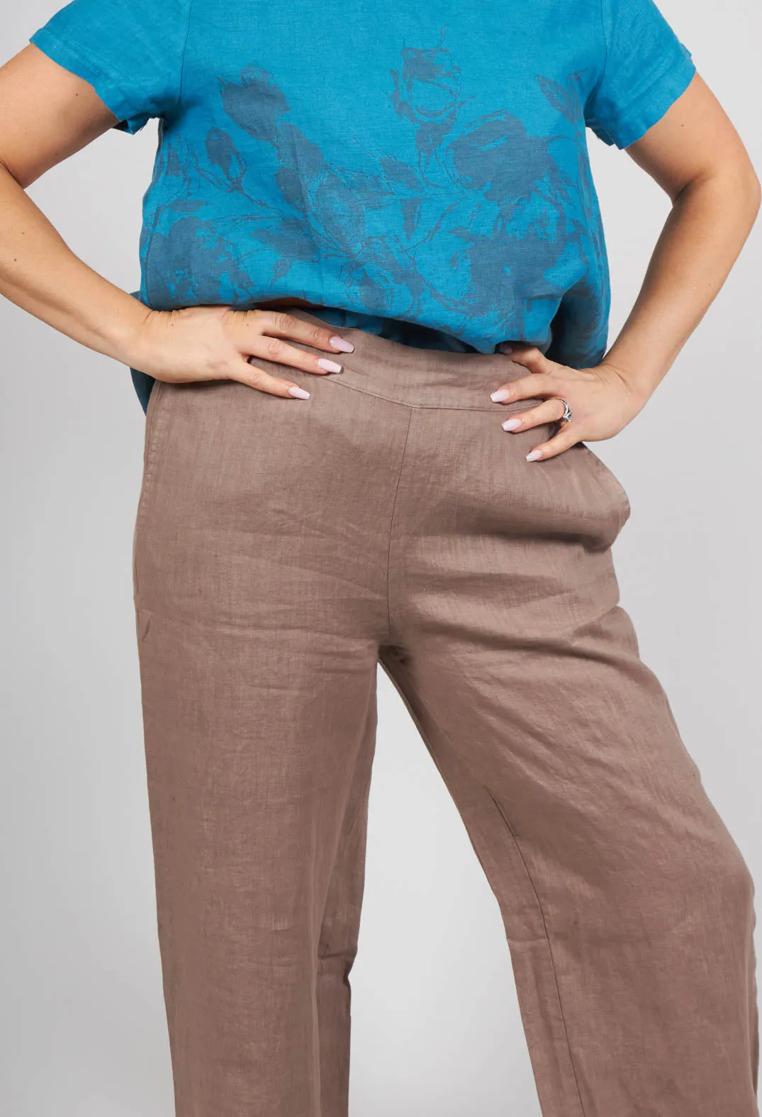 Boot Leg Linen Trousers in Fango