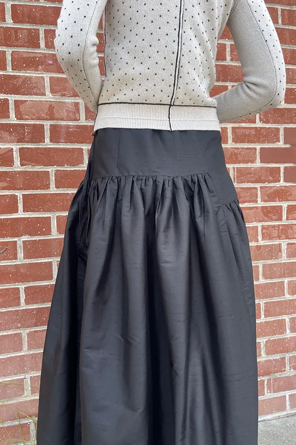 Garden Skirt in Black