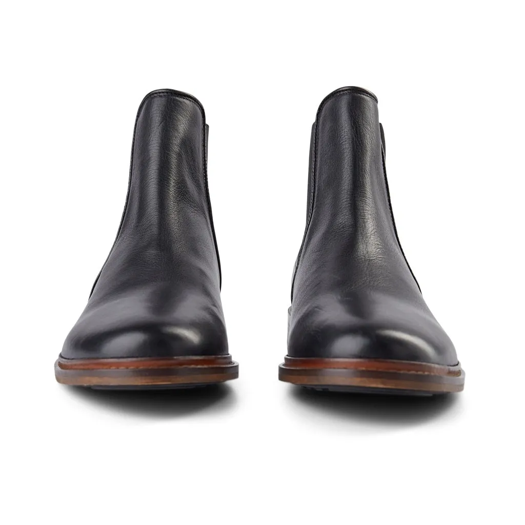 Wyatt Leather Chelsea Boot - BLACK